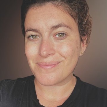 Val, founder of Three Raccoons Studio